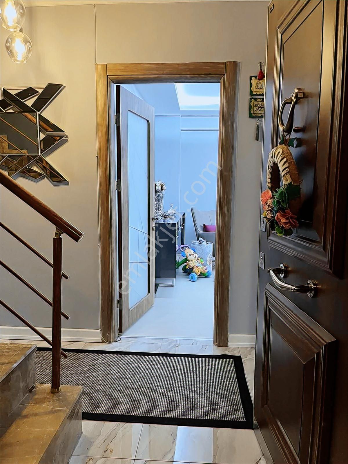 Çamlıca'da 4+1 200 M2 İki Büyük Teraslı Manzaralı Dubleks - Görsel 9