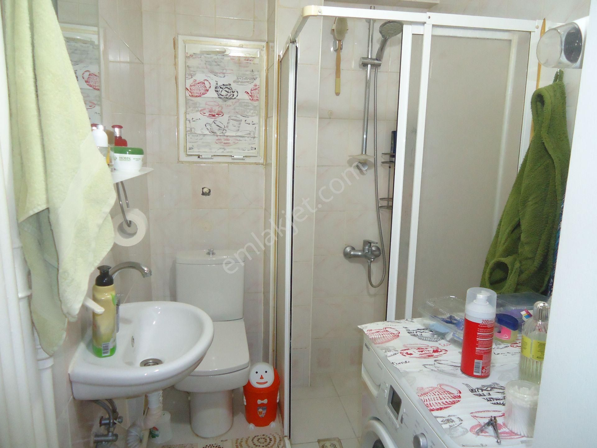 Aydınlıkevlerde 1+1 Eşyalı Kiralık Daire Gizem Emlaktan - Görsel 8