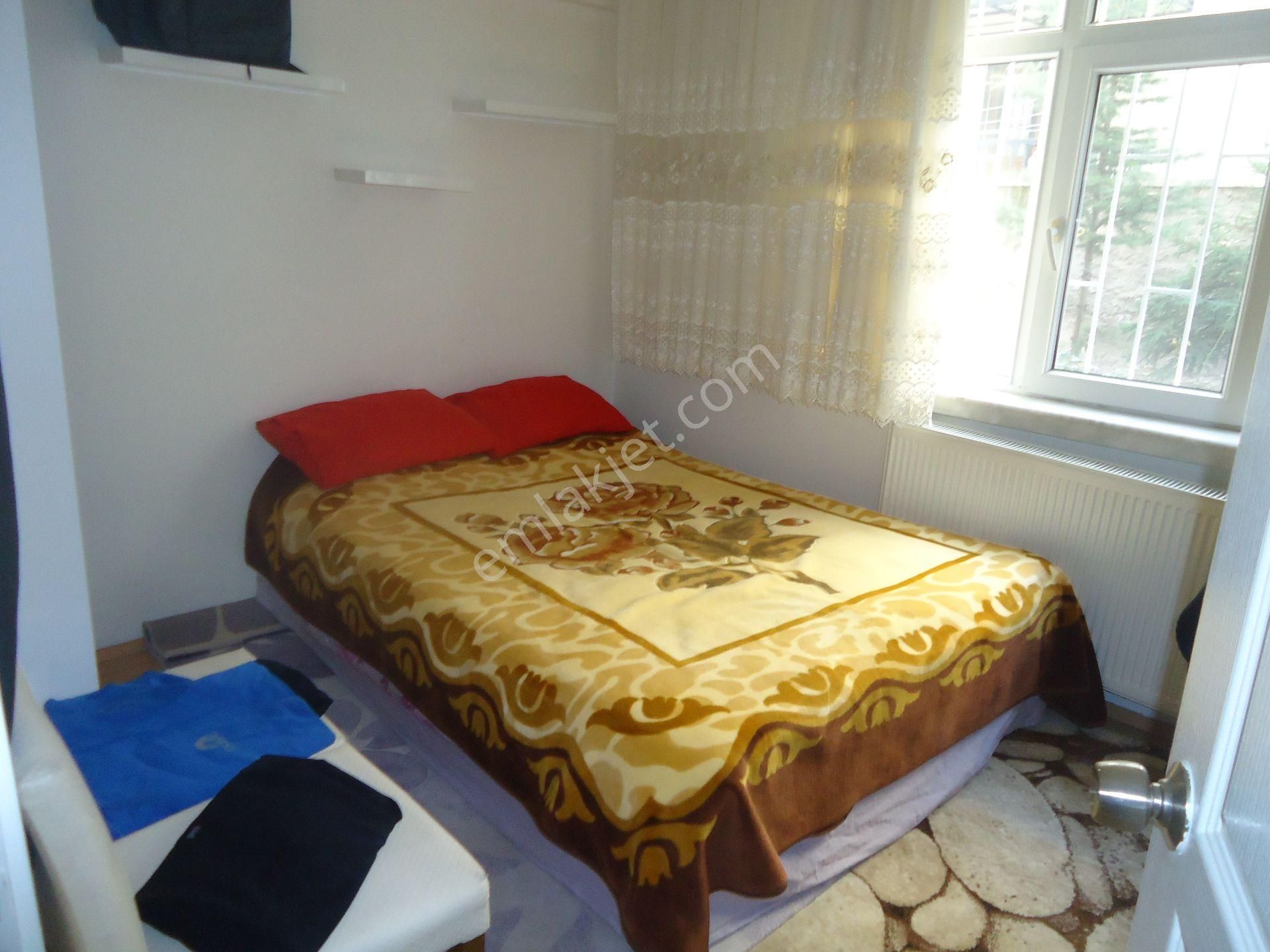 Aydınlıkevlerde 1+1 Eşyalı Kiralık Daire Gizem Emlaktan - Görsel 2