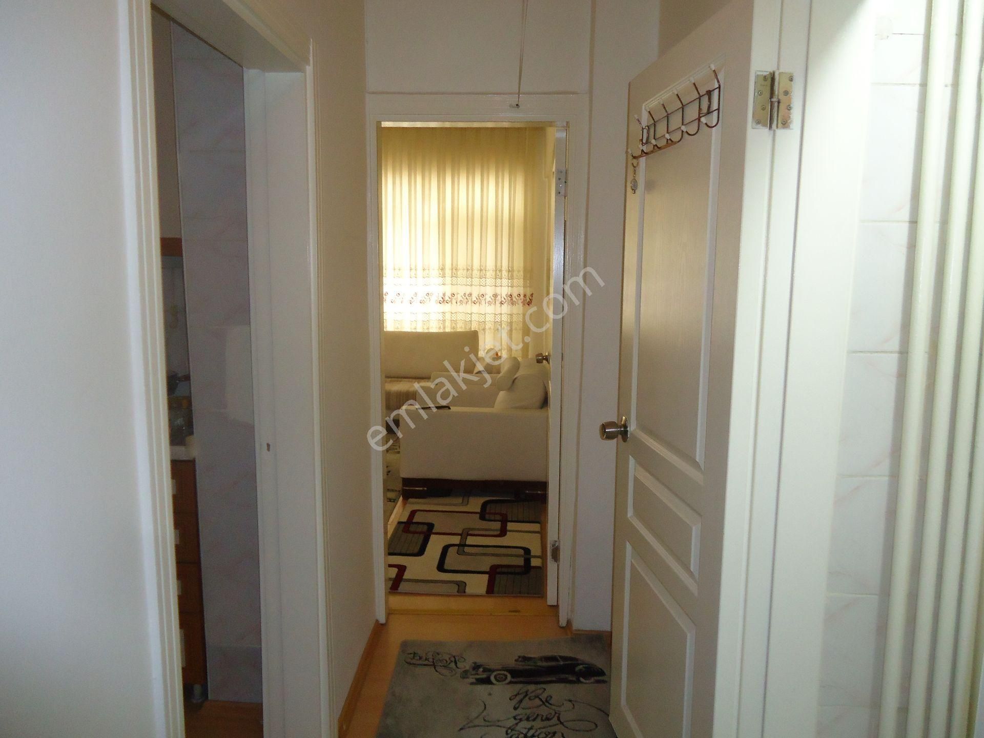 Aydınlıkevlerde 1+1 Eşyalı Kiralık Daire Gizem Emlaktan - Görsel 20