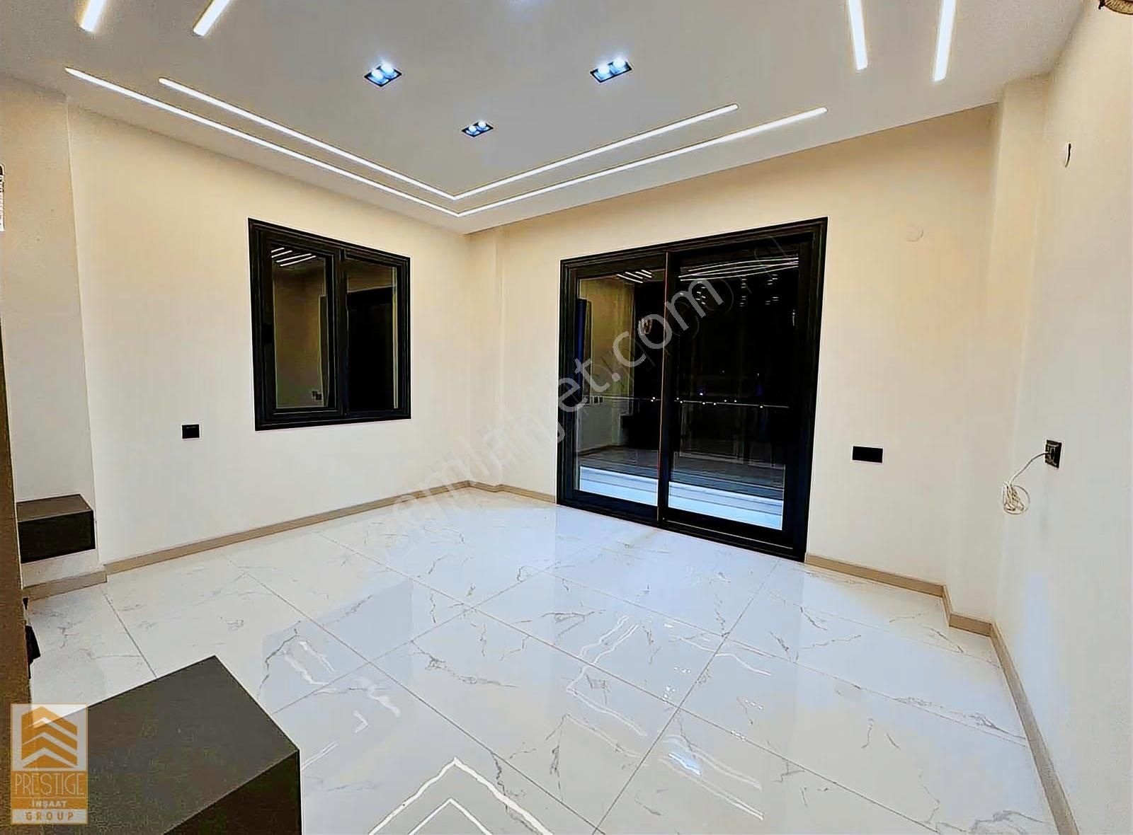 Villalar Bölgesinde Lüks Villa - Görsel 5