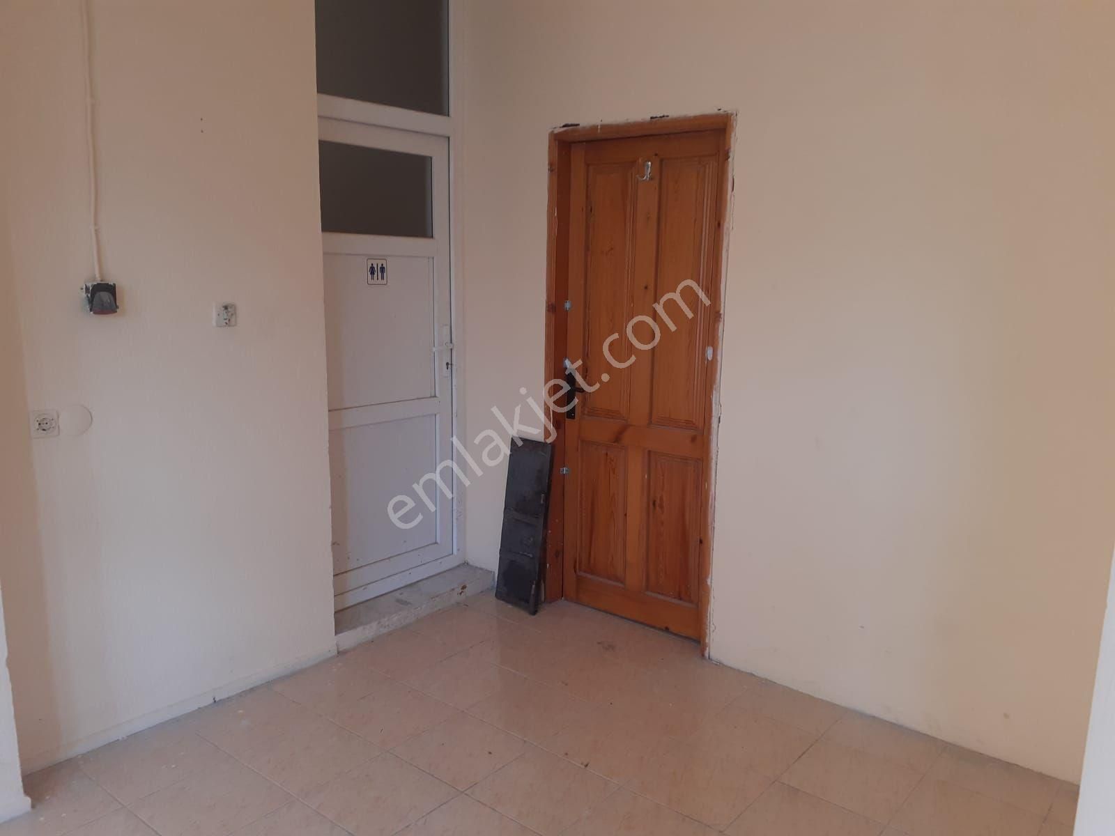 Güneş'ten Buca Yenigün'de 40m Çift Cephe Kiralık Dükkan - Görsel 15