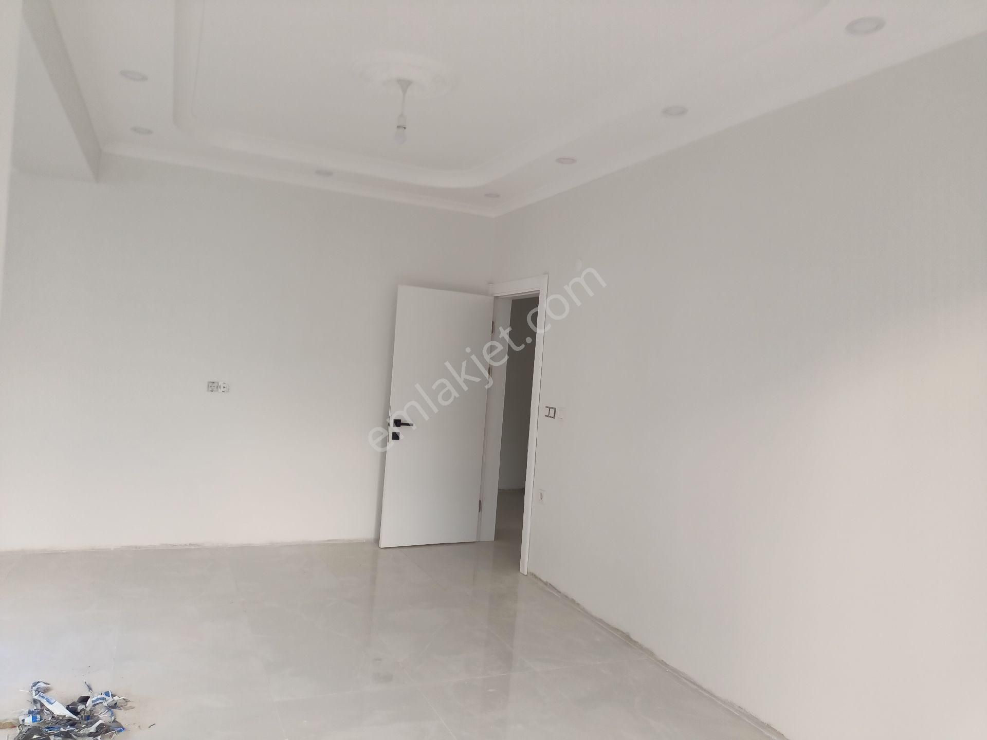 Körfez Güney Mahallesinde Yerden Isıtmalı 3+1 Ebeveyn Banyolu Arakat Daire - Görsel 15