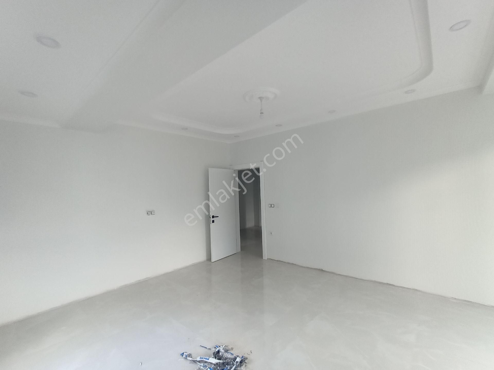 Körfez Güney Mahallesinde Yerden Isıtmalı 3+1 Ebeveyn Banyolu Arakat Daire - Görsel 18