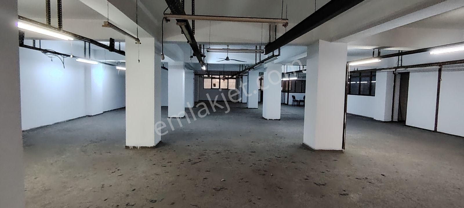 Engin Erdem Den Maltepe 1.kat 450m2 Temiz İş Yeri