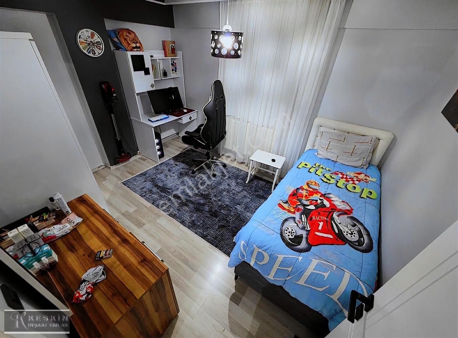 Keçiören Kanuni Mah Demirciler Sokakta 3+1 Full Yapılı Asansörlü - Görsel 8