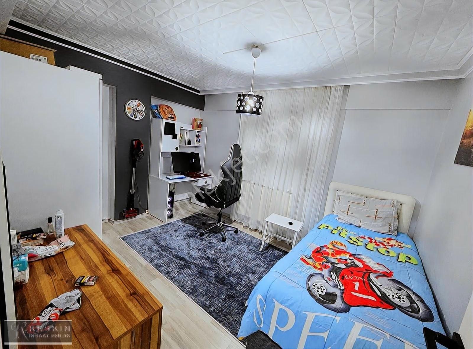 Keçiören Kanuni Mah Demirciler Sokakta 3+1 Full Yapılı Asansörlü - Görsel 12