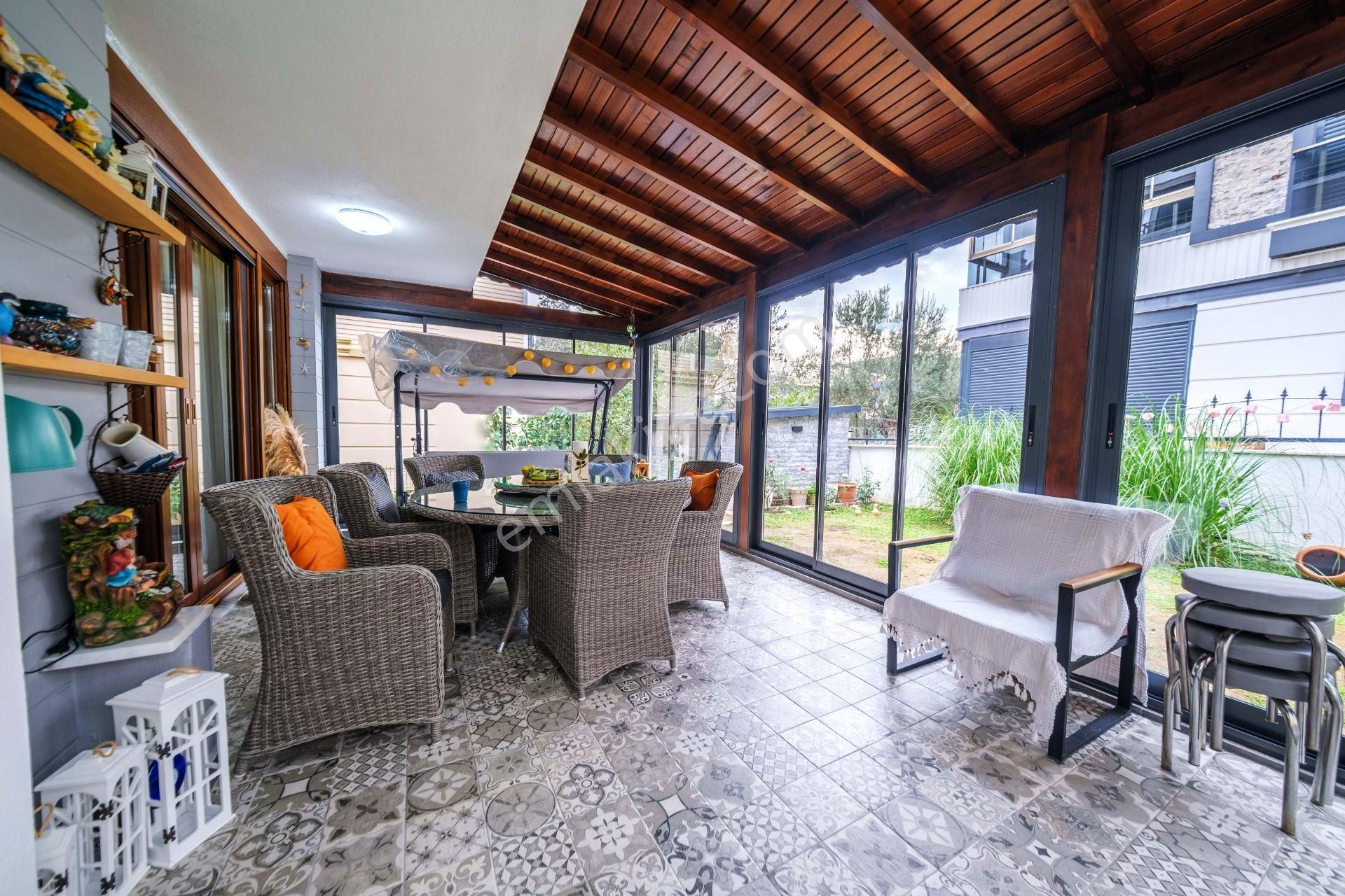 🌀yetki Gültaş Emlaktan Gürede Satılık 3+1 Denize 500m Kış Bahçeli Verandalı Villa - Görsel 8