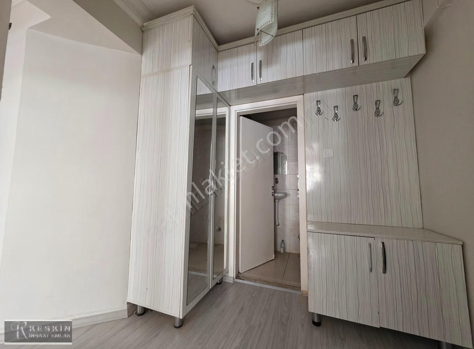 Keçiören Ufuktepe Mah Cadde Yakını Giriş Kat 3+1 Kiralık Daire - Görsel 5