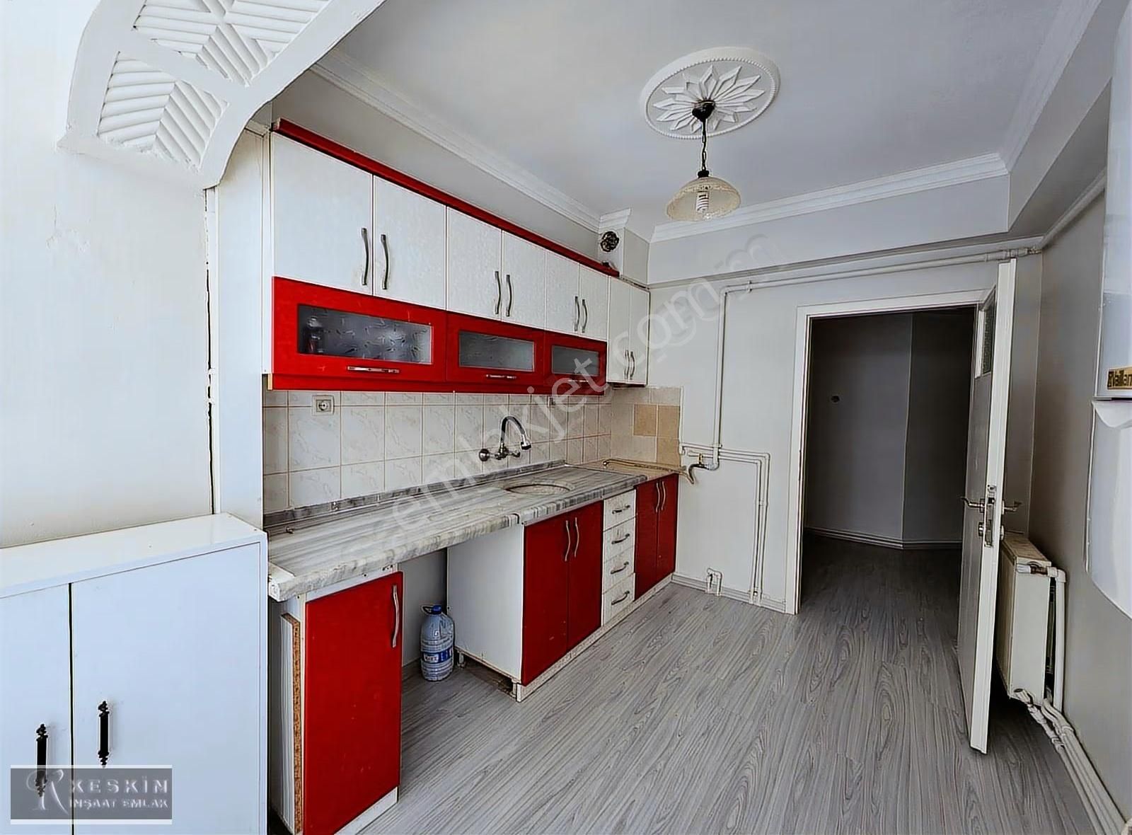 Keçiören Ufuktepe Mah Cadde Yakını Giriş Kat 3+1 Kiralık Daire - Görsel 13