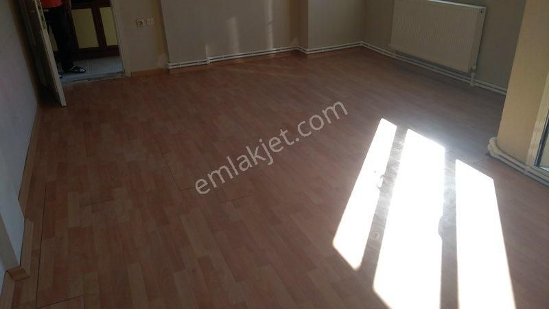 Çiğli Merkez 3+1 Doğalgazlı Daire - Görsel 2