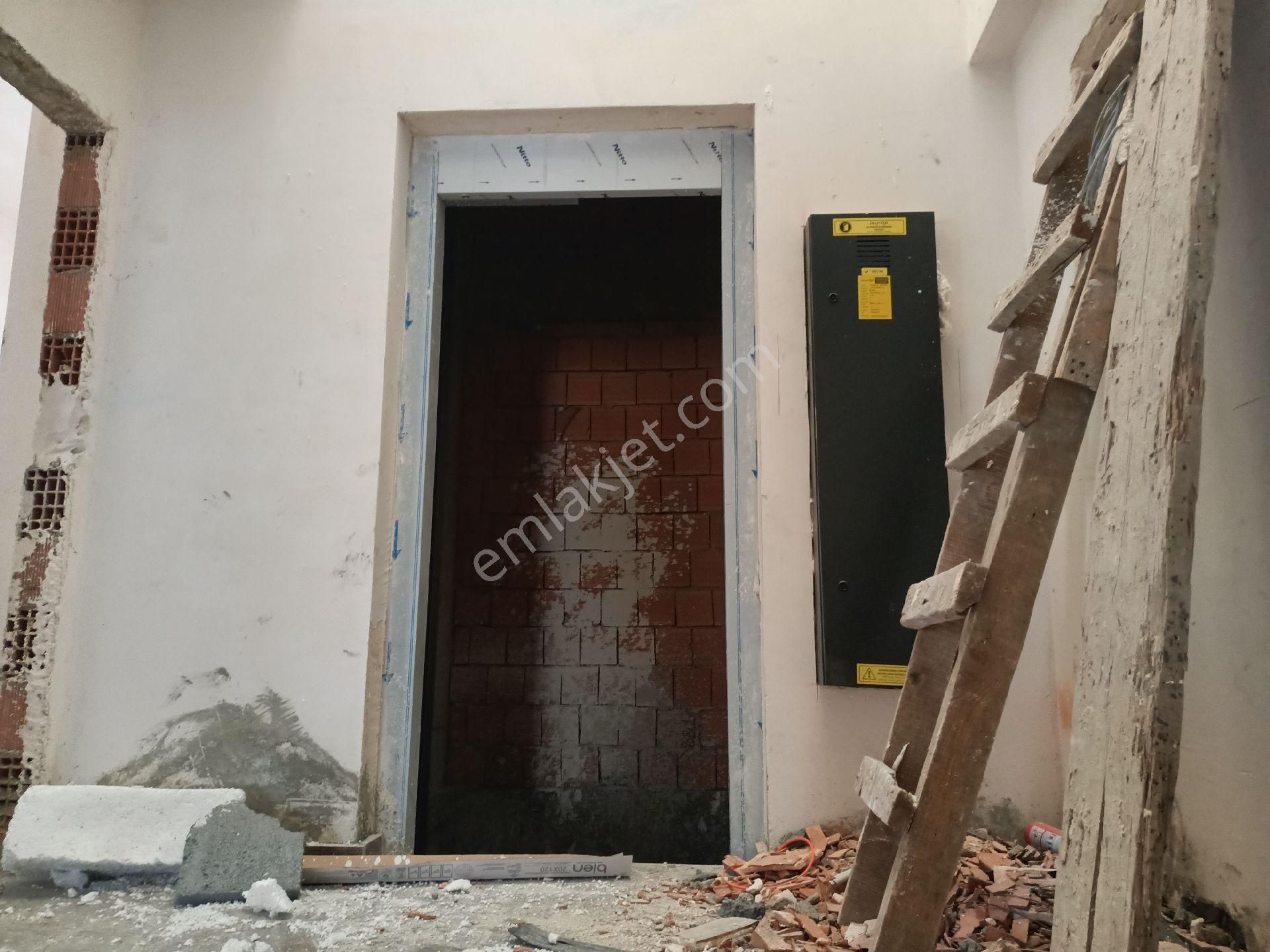 Körfez Mimarsinan Mahallesinde 2+1 Arakat Daire Asansörlü Yerden Isıtmalı - Görsel 19