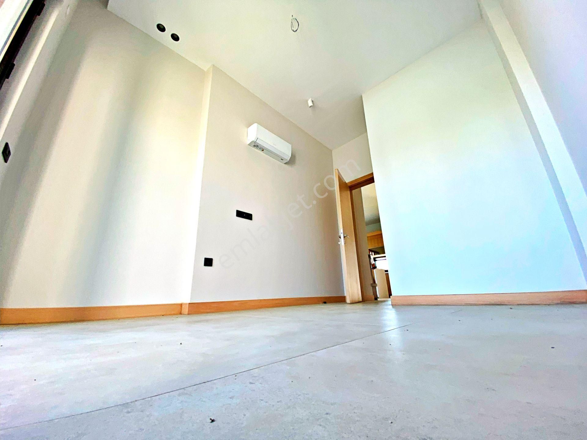 🌀gültaş Emlaktan Gürede Satılık Yüzme Havuzlu 3+1 Verandalı Şahane Villa - Görsel 24