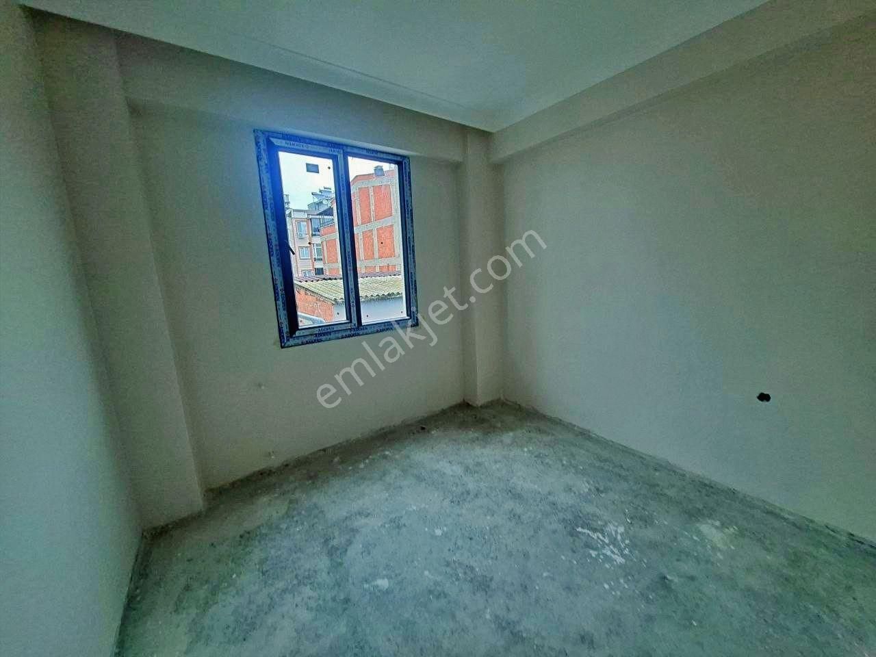Uytundan Edremit Merkezde Yerden Isıtmalı Satılık 2+1 Daire - Görsel 3