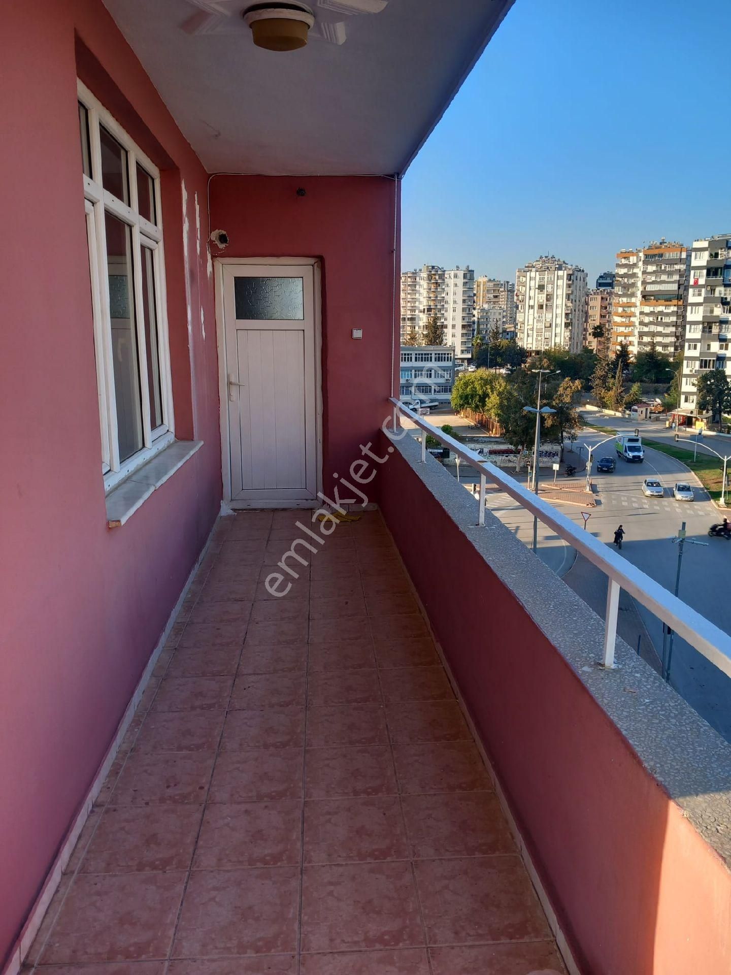 Baraj Yolu Duygu Cafeye Yakın 3+1 Kiralık Geniş Ev - Görsel 3