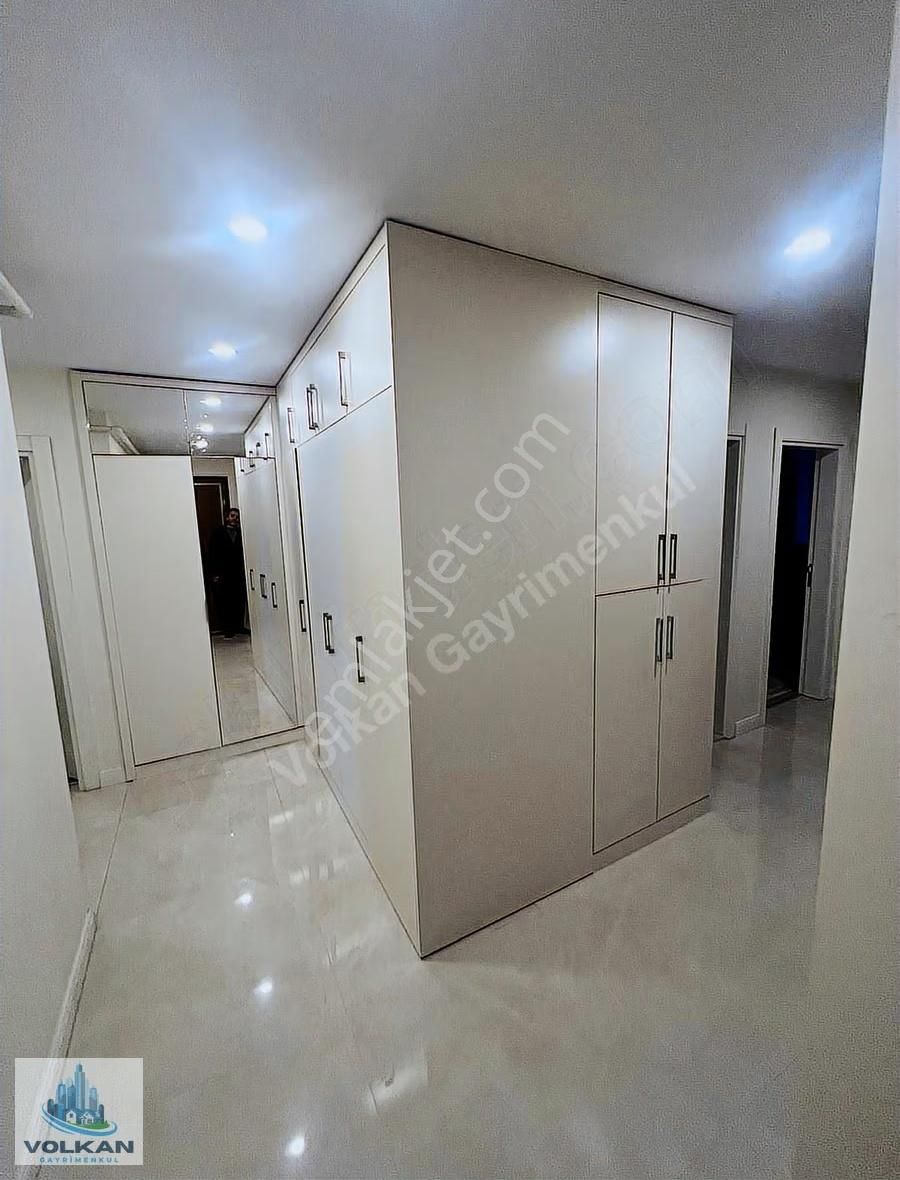 Sultançiftliği Tramvay Dibi 2 Kat 3+1 120m2 Ultra Lüx Daire. - Görsel 20