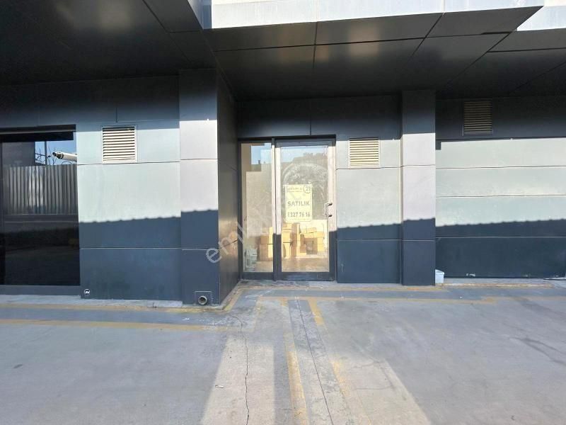 Bağdat Cadde Genç Depolu Dükkan - Görsel 6