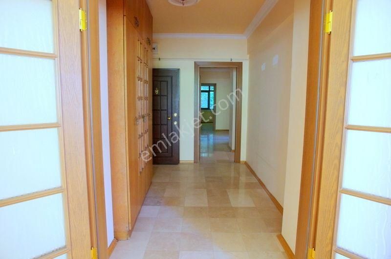 Tülay Özkök'ten Şişli Ticari Merkez Geniş Yüksek Giriş Daire - Görsel 11