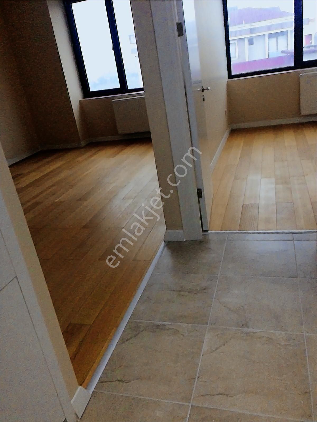 Harika Konum Nezih Site Geniş 1+1 - Görsel 24