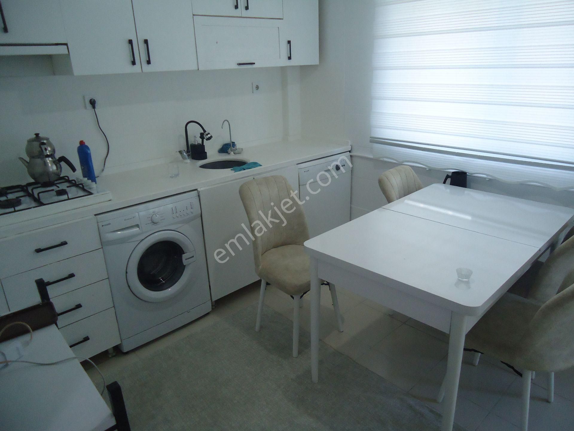 Krc'den Merkezi Konumda Katta Satılık 2+1 Daire - Görsel 13