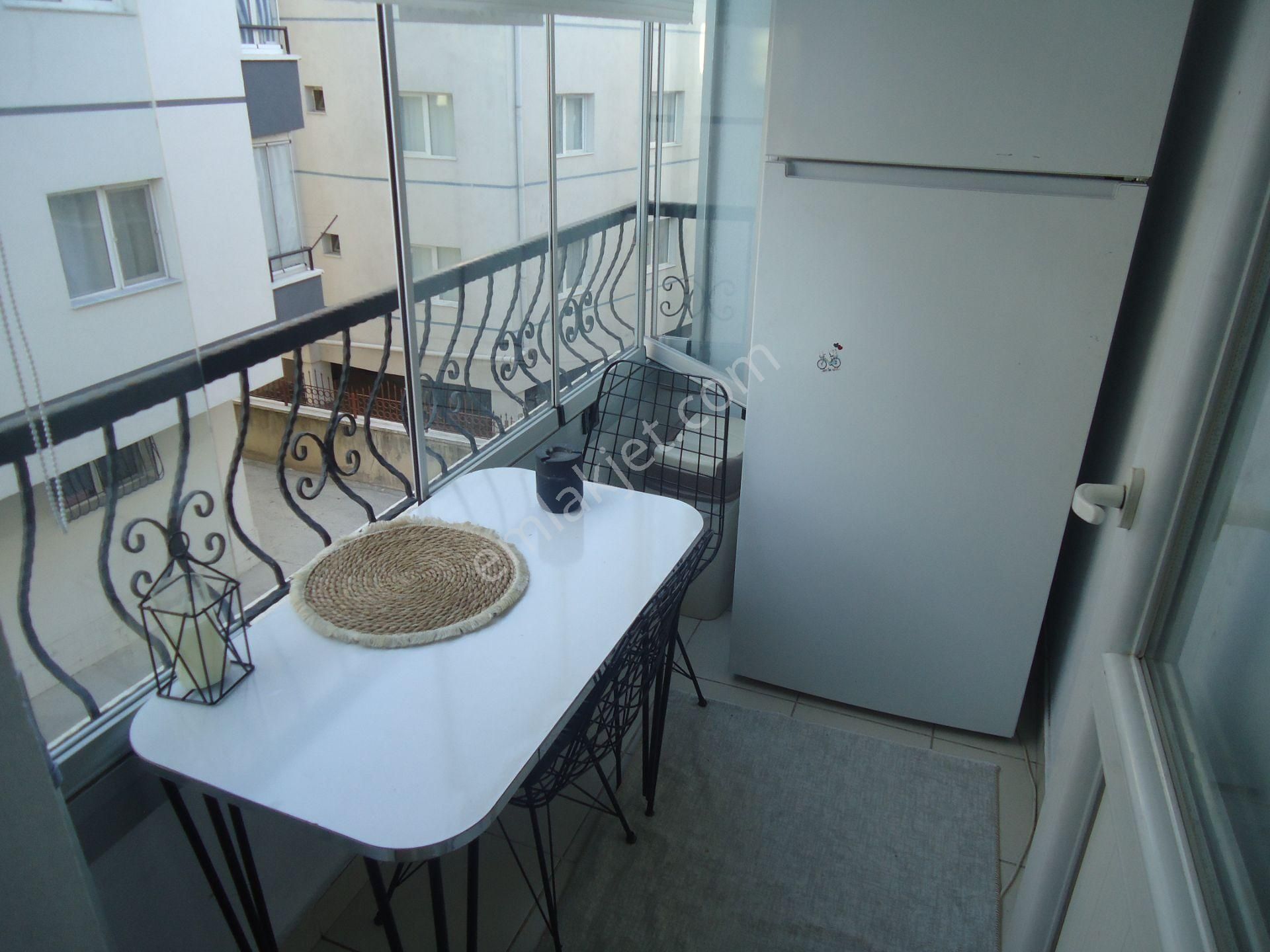 Krc'den Merkezi Konumda Katta Satılık 2+1 Daire - Görsel 11