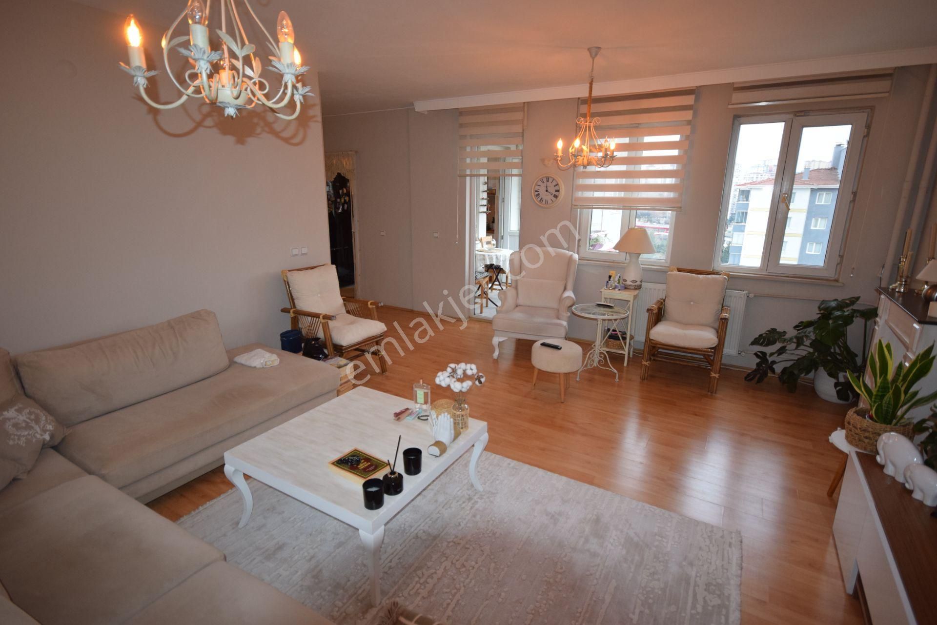 İlk-ev'den Güzeltepe Sitesinde Arakatta Vadi Manzaralı Asansörlü Açık Otoparklı 2+1 85 M2 - Görsel 3