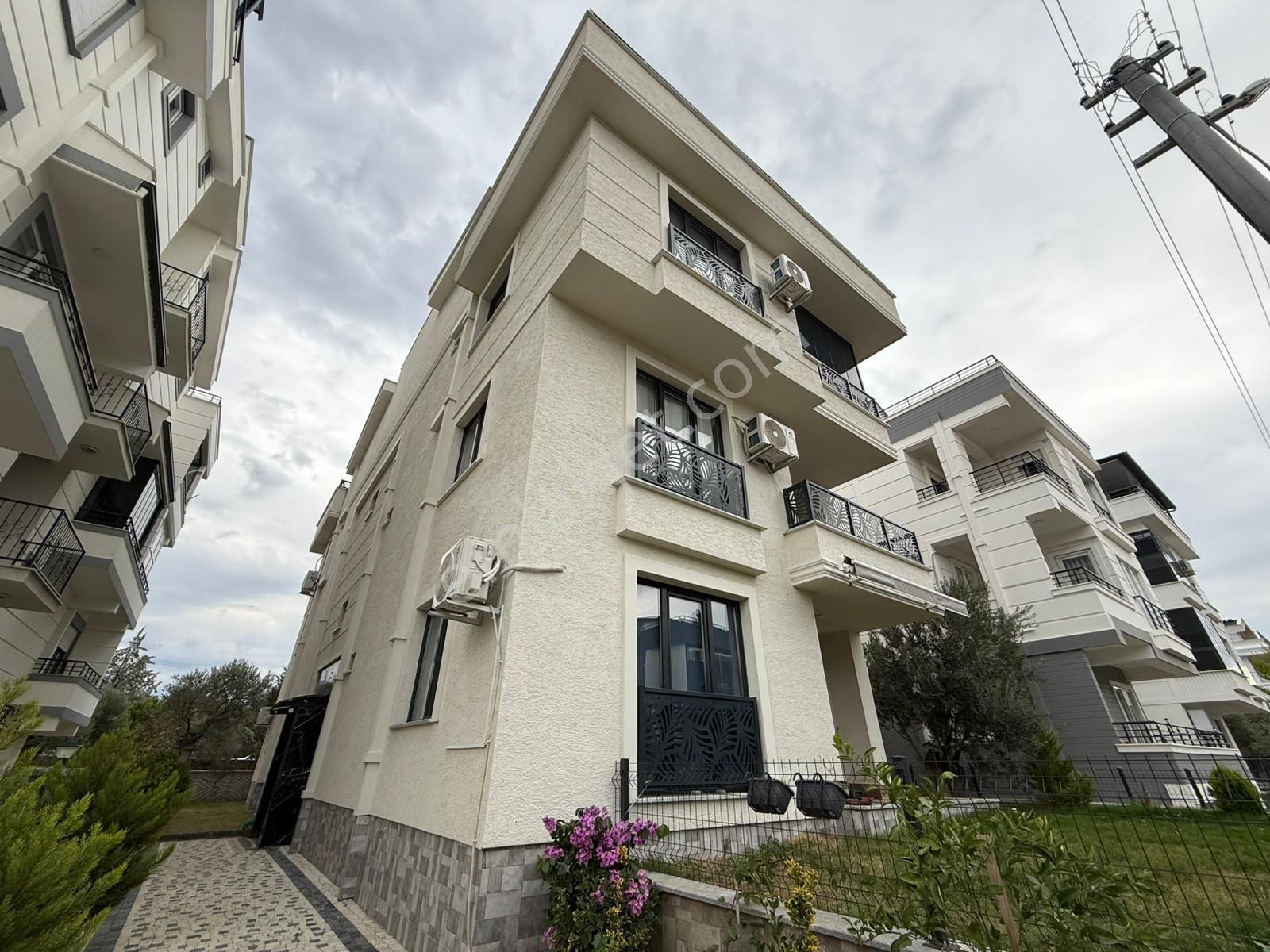 Parla'dan Doğanın Kalbi Zeytinlide Yerden Isıtma 2+1 Daire - Görsel 17