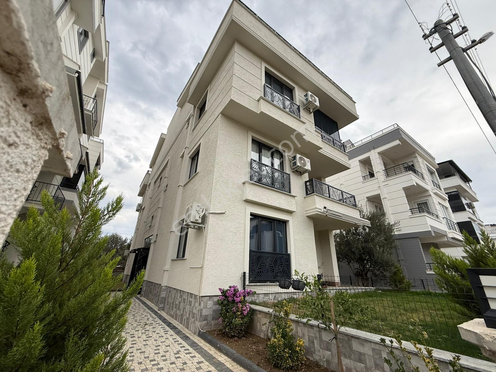 Parla'dan Doğanın Kalbi Zeytinlide Yerden Isıtma 2+1 Daire - Görsel 13