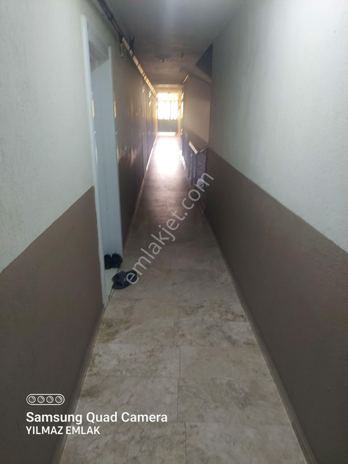 Karaçay Mahallesinde Köşe Konumlu Yüksek Giriş Satılık 1 + 1 Daire - Görsel 13