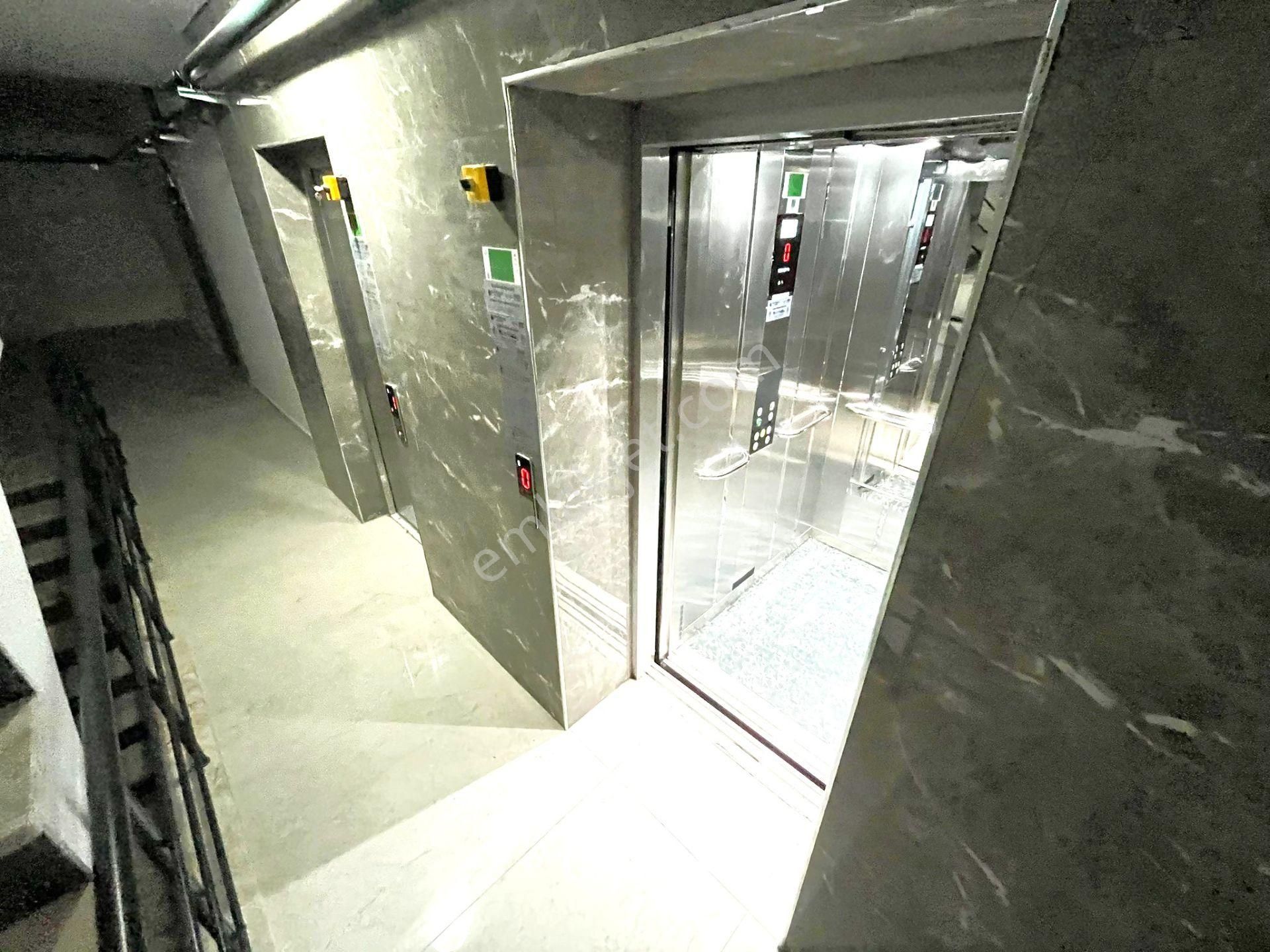Akçay'da Aygül'den Sıfır Ebeveyn Banyolu En Üst Kat Kapalı Geniş Cam Balkon'lu Lüks 2+1satılık Daire - Görsel 33