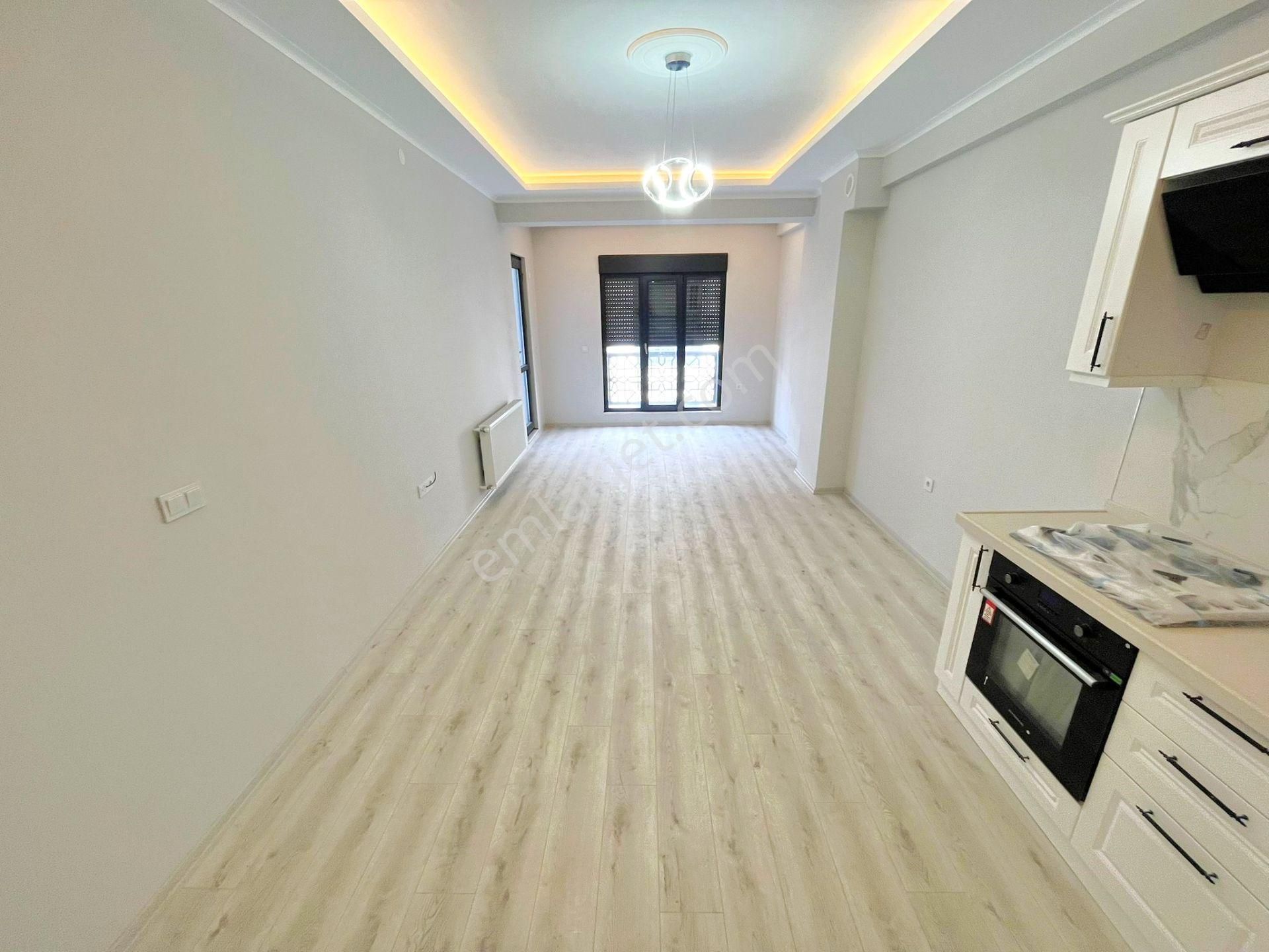 Akçay'da Aygül'den Sıfır Ebeveyn Banyolu En Üst Kat Kapalı Geniş Cam Balkon'lu Lüks 2+1satılık Daire - Görsel 7