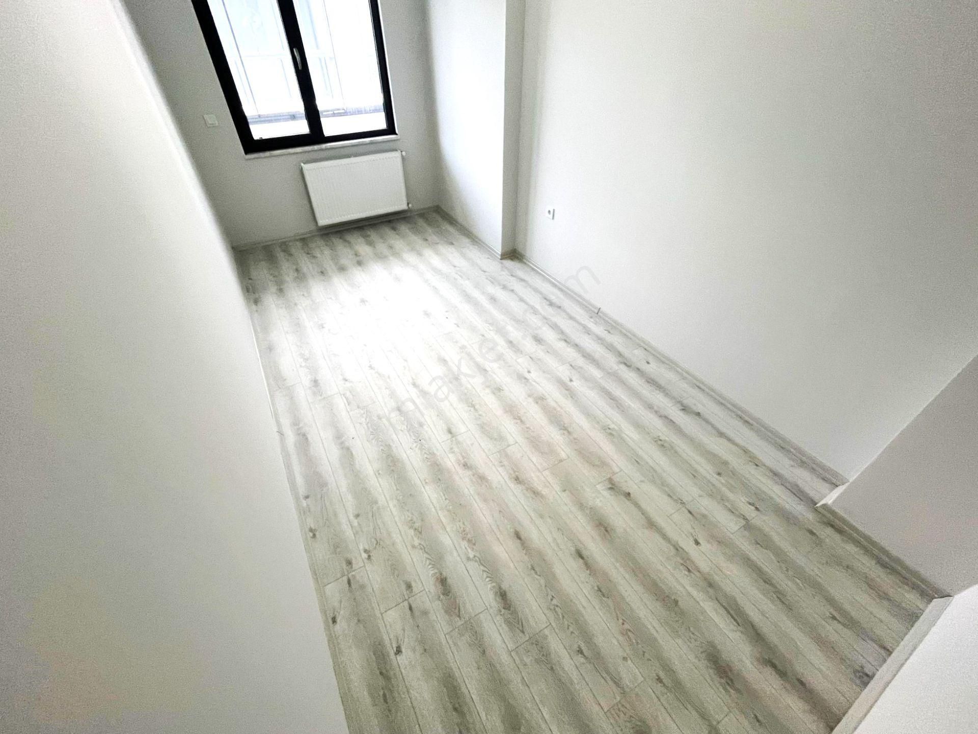 Akçay'da Aygül'den Sıfır Ebeveyn Banyolu En Üst Kat Kapalı Geniş Cam Balkon'lu Lüks 2+1satılık Daire - Görsel 21