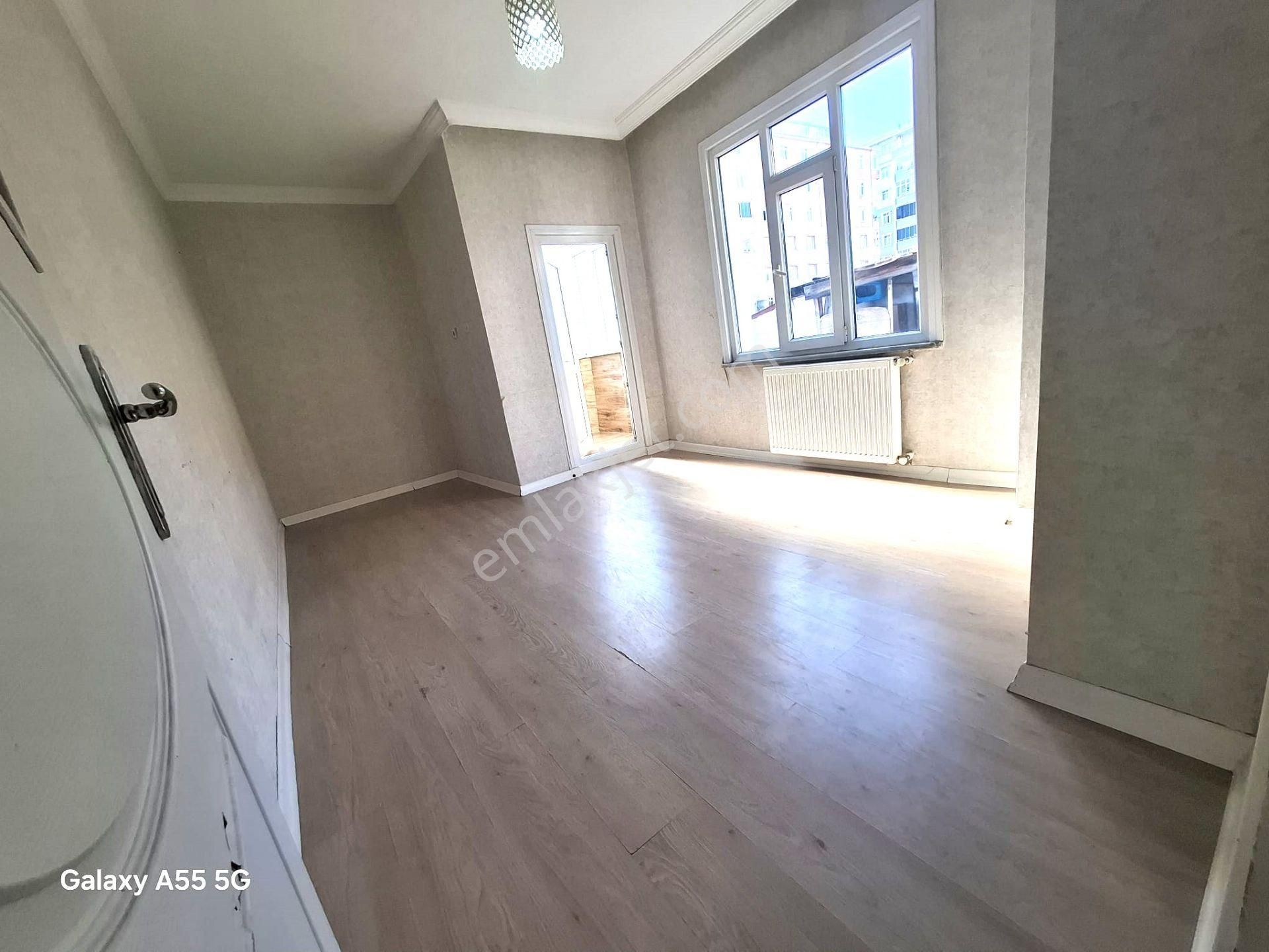 Loft'tan Tevfikbey Mah 2+1 4.kat 100m2 Balkonlu Kiralık Temiz Daire - Görsel 16
