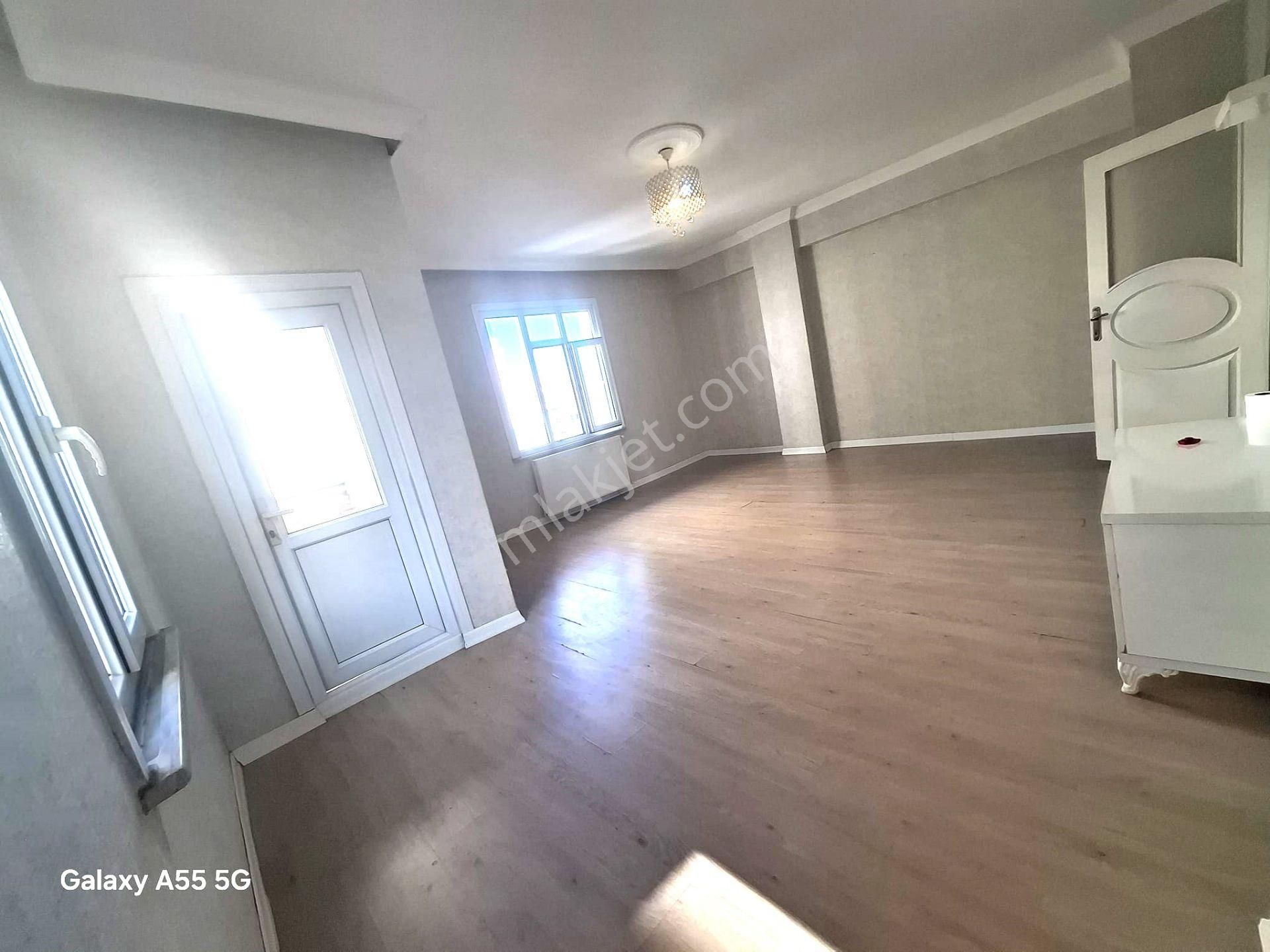 Loft'tan Tevfikbey Mah 2+1 4.kat 100m2 Balkonlu Kiralık Temiz Daire - Görsel 6