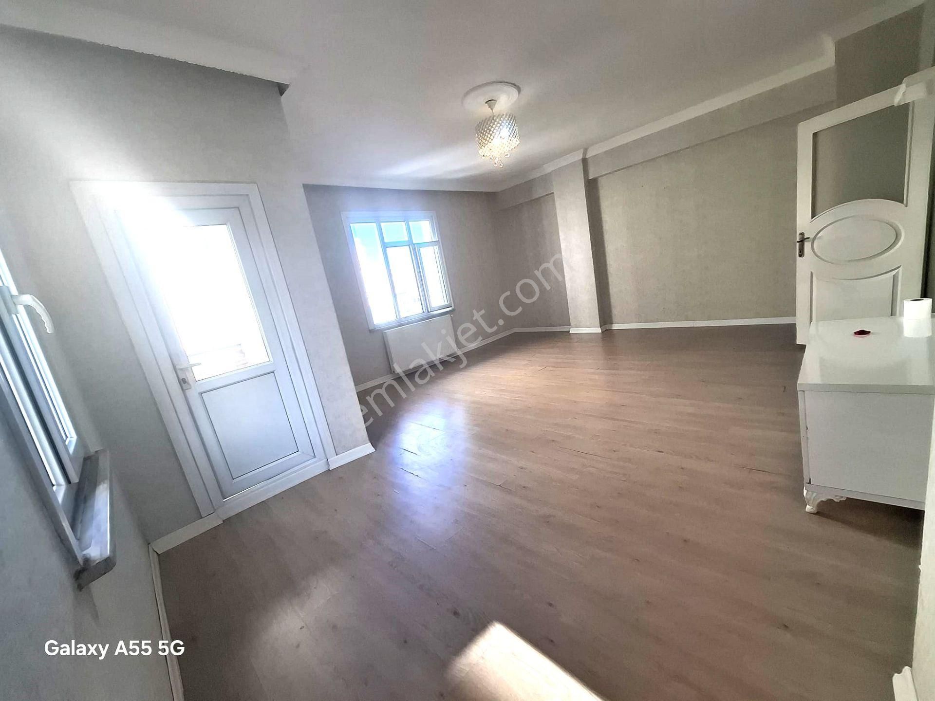 Loft'tan Tevfikbey Mah 2+1 4.kat 100m2 Balkonlu Kiralık Temiz Daire - Görsel 5