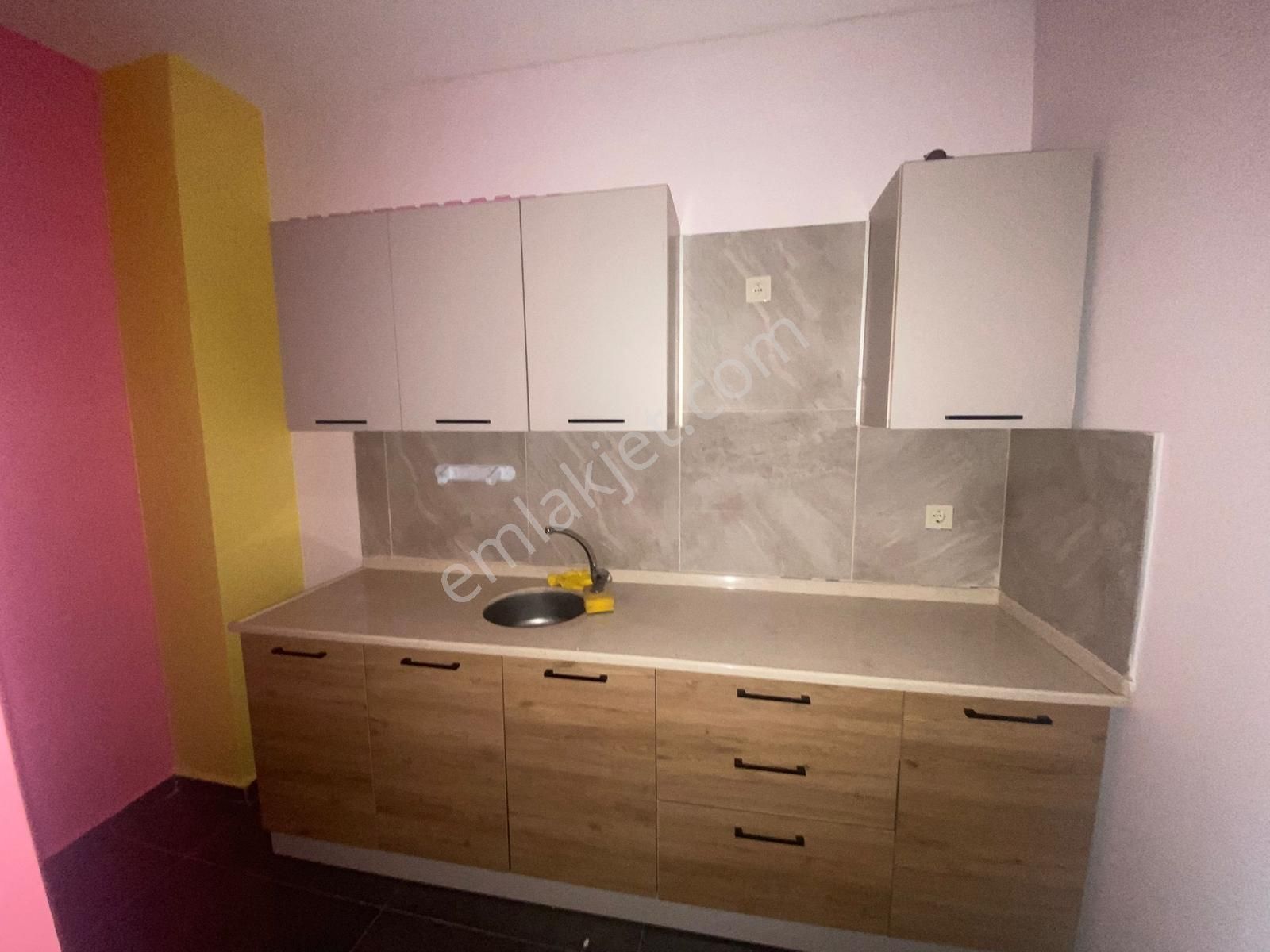 31- Şeker Emlak 50 M2 İes Garden İş Merkezinde Kiralık Home Ofis