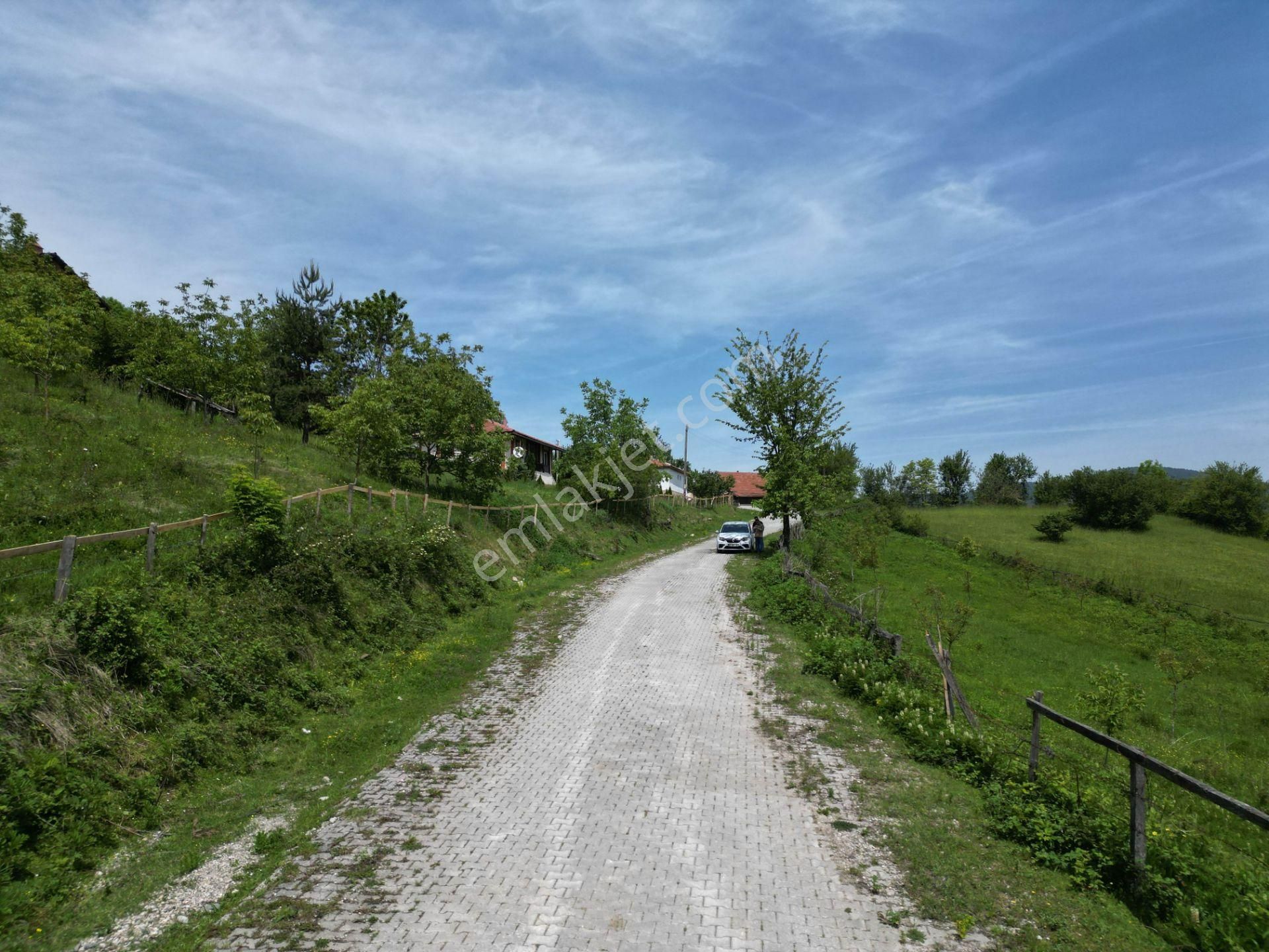 Bir Emlak'tan Derdin Köyü'nde Doğa Manzaralı 3260m2 Satılık Arsa - Görsel 19