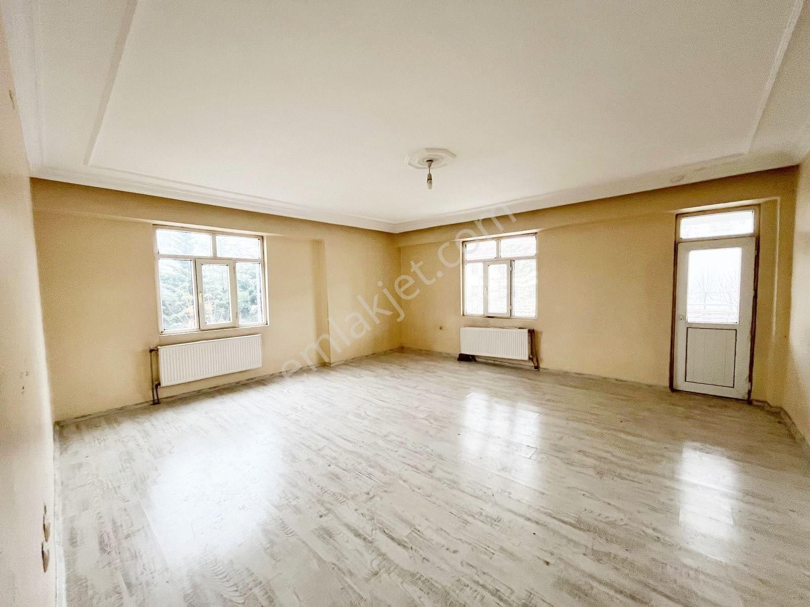 Taha Emlak Tan Hantepe İlk Öğretim Okulu Yanı Kiralık 3+1 Daire - Görsel 13