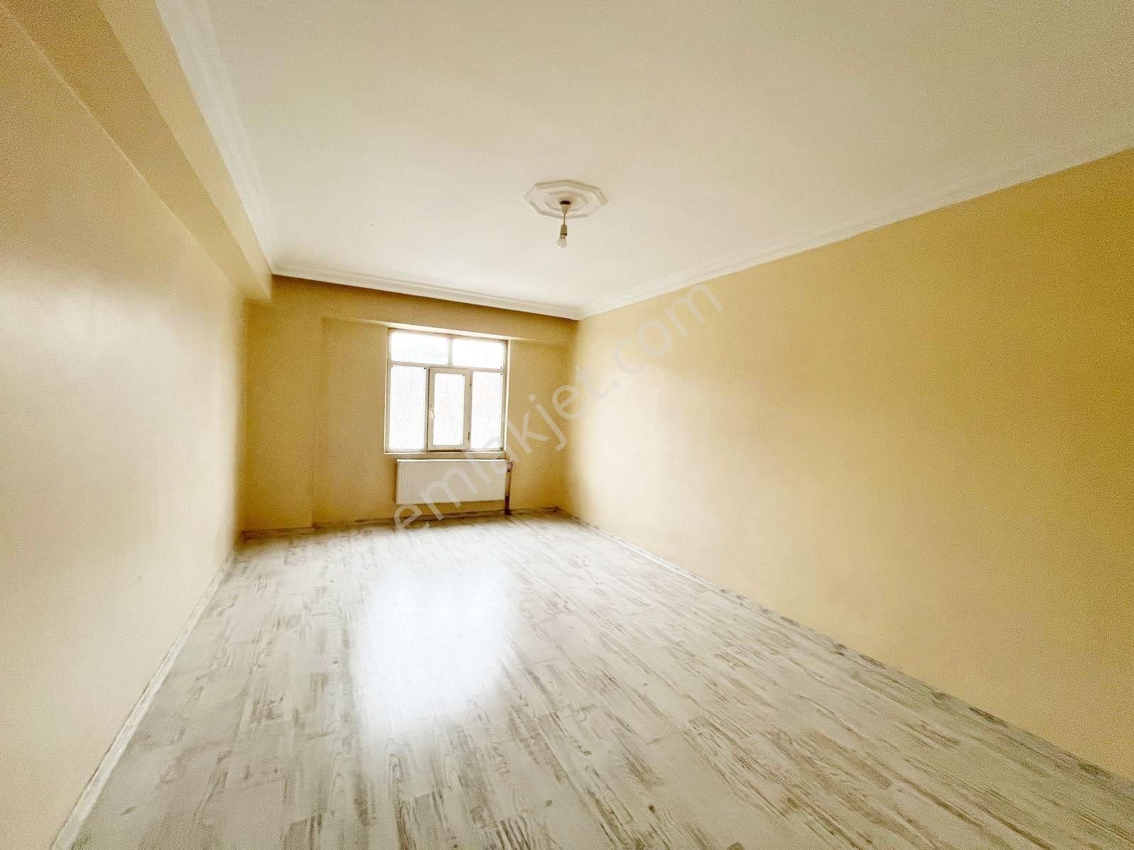 Taha Emlak Tan Hantepe İlk Öğretim Okulu Yanı Kiralık 3+1 Daire - Görsel 7