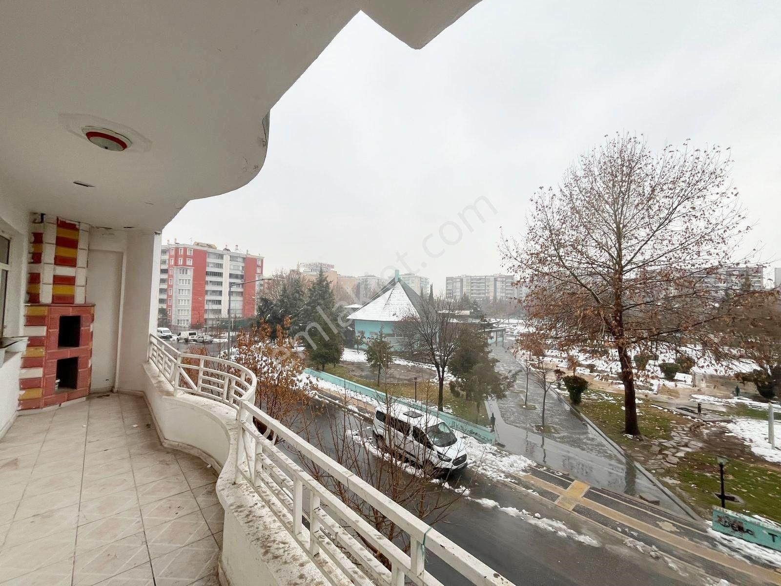 Taha Emlak Tan Hantepe İlk Öğretim Okulu Yanı Kiralık 3+1 Daire - Görsel 17