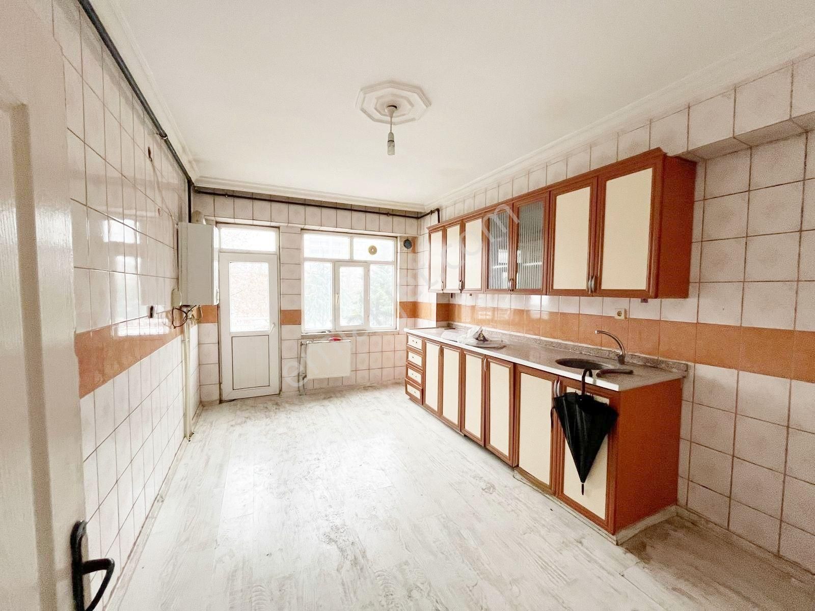 Taha Emlak Tan Hantepe İlk Öğretim Okulu Yanı Kiralık 3+1 Daire - Görsel 3