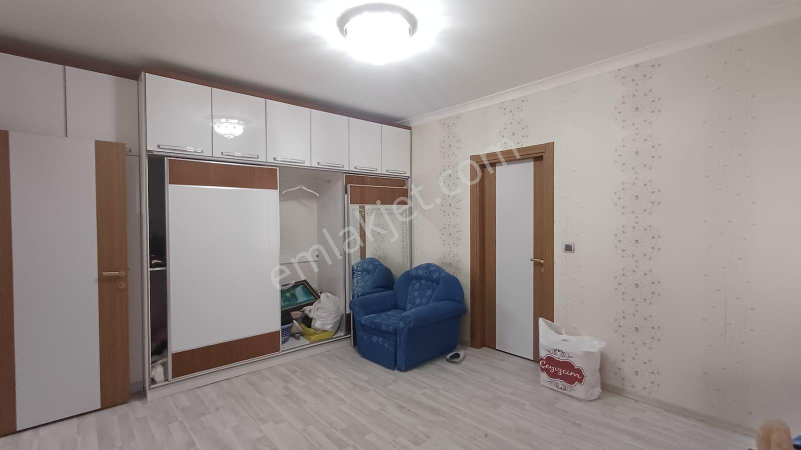 Güzel Emlak Tan Şen Evler Ptt Karşısında - Görsel 23