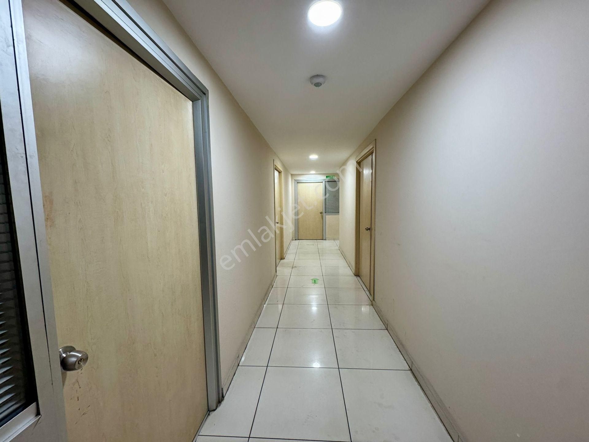 Goldhouse Dan Kiralık Tem Cepheli Mahmutbey De Komple Bina - Görsel 14