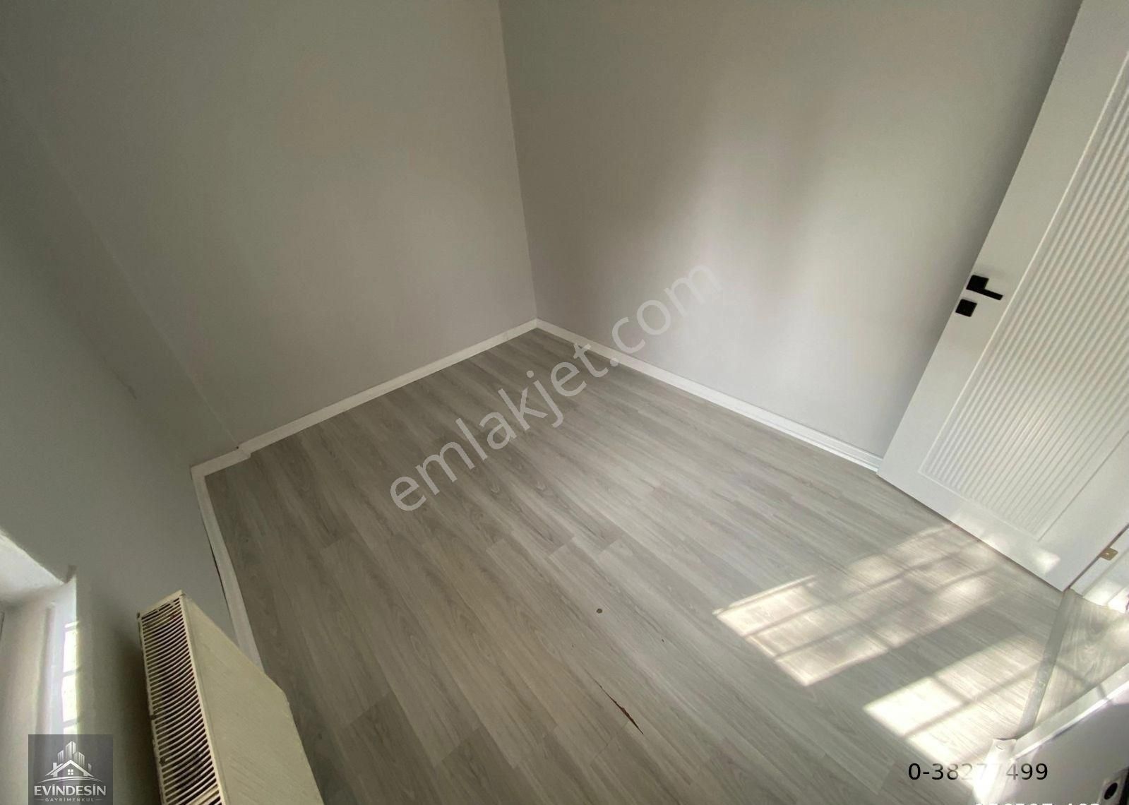 Yakacık Mahallesinde 3+1 Ön Cephe Balkonlu Yapılı Satılık Daire - Görsel 21