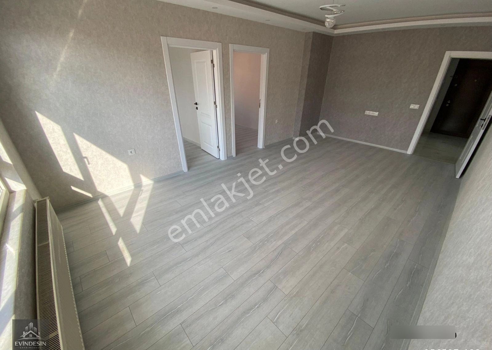 Şenlik Mah Gazino Göbekte Katta Full Yapılı Şahane Daire - Görsel 22