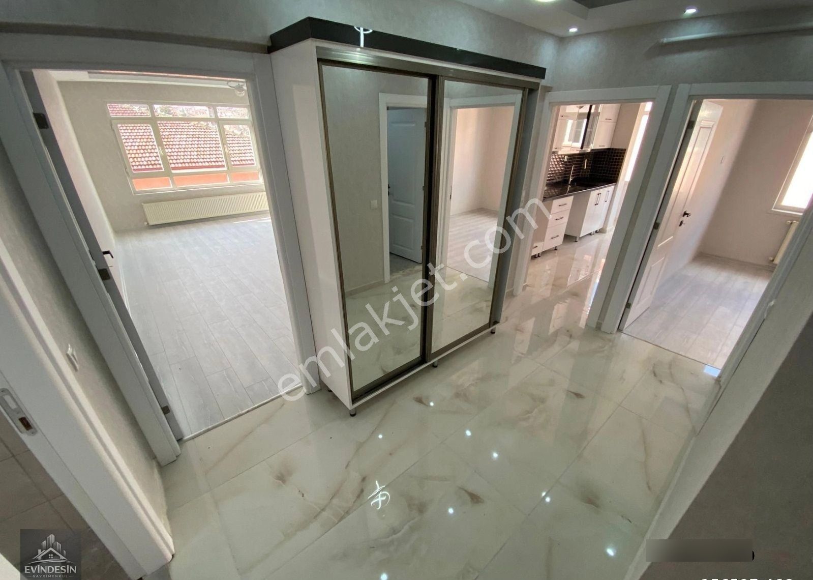 Şenlik Mah Gazino Göbekte Katta Full Yapılı Şahane Daire - Görsel 15