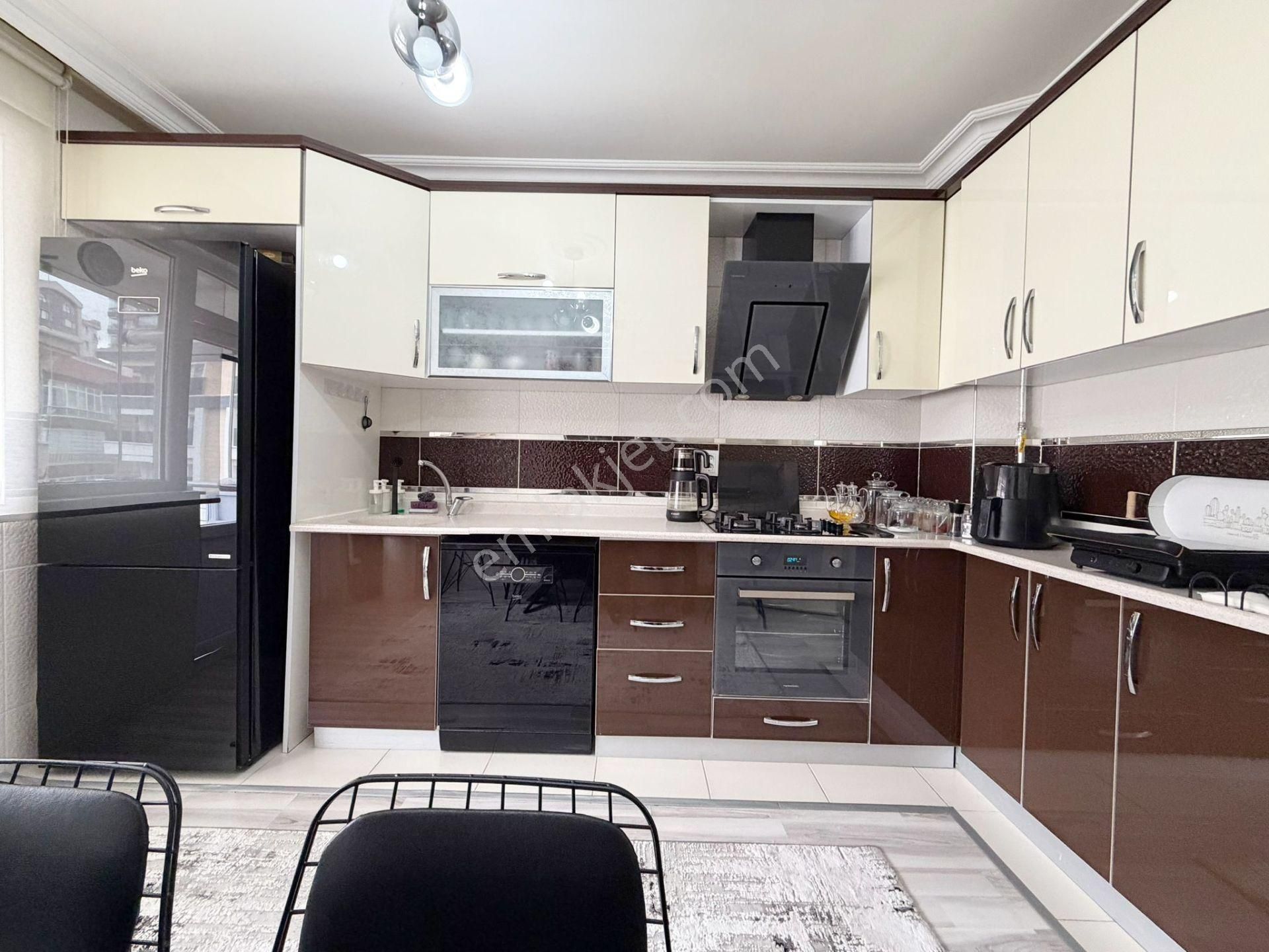 Öz'maşalllah.dan Merkezde Geniş Masrafsız Katta 3+1 Daire,,, - Görsel 7