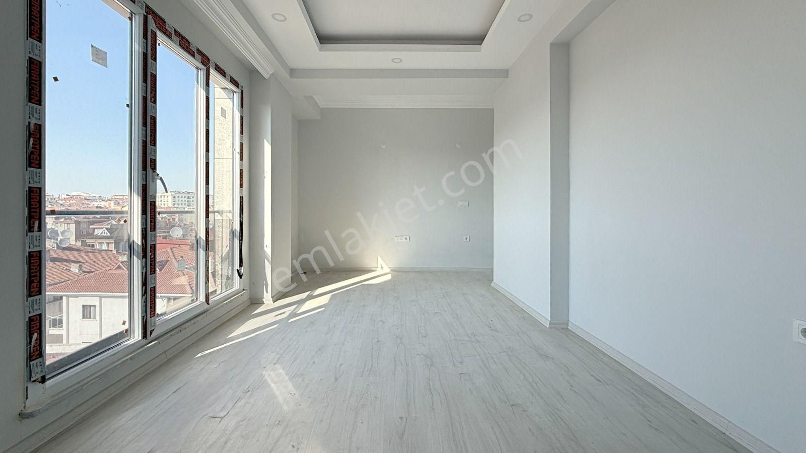 Weal World' Den İki Kat K.otoparklı, Site İçi, 2+1, Sıfır Daire ... - Görsel 5