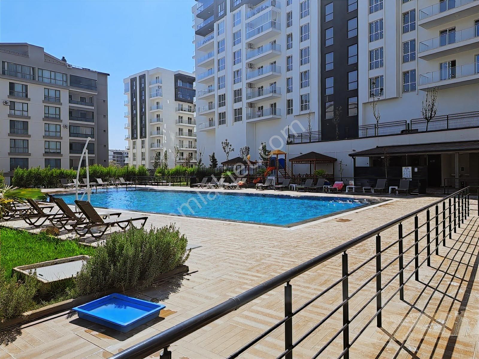 Balkan Mh Karnur Adelpark Sitesi Sosyal Donatı 3+1 Kiralık Daire