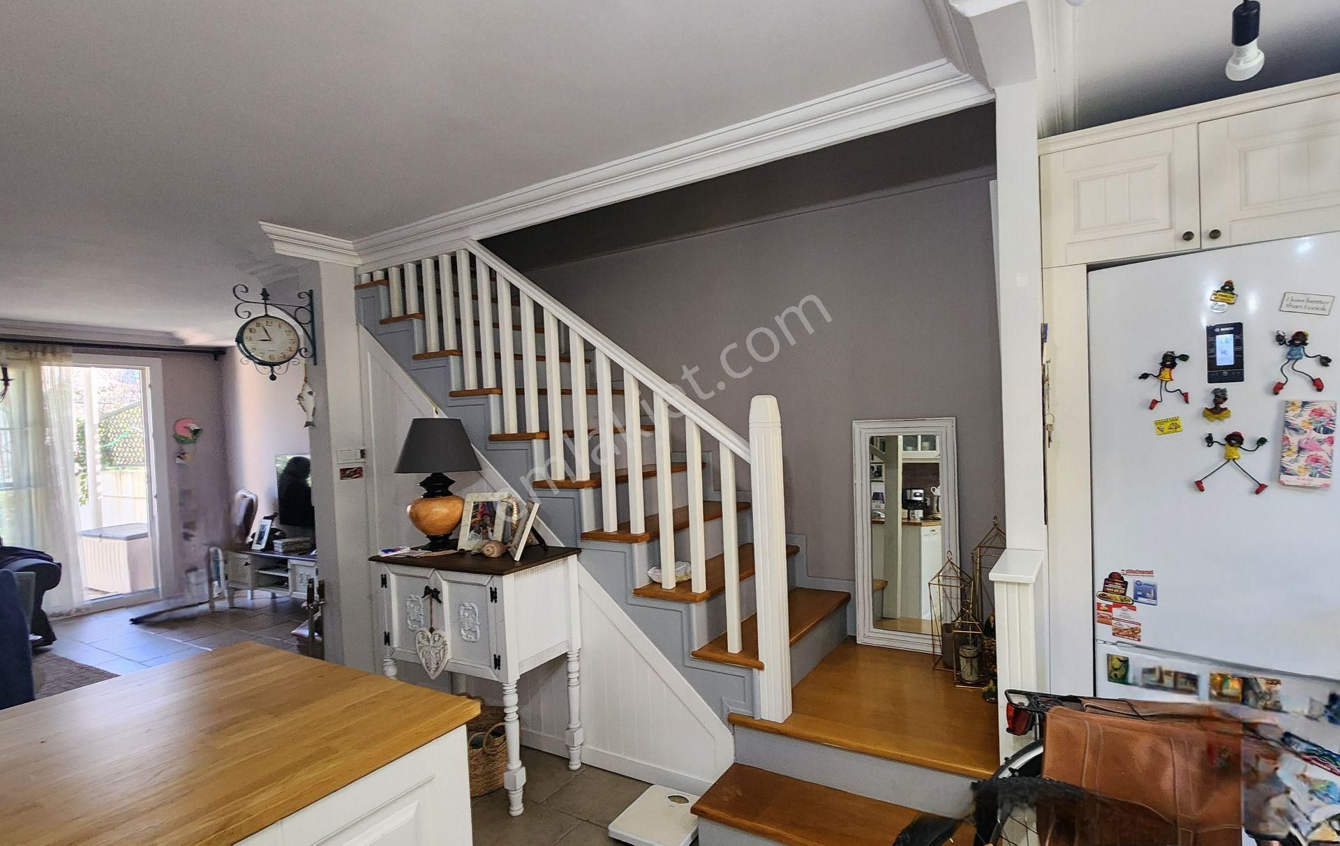 Fi Harita Gayrimenkul Kemeraltı Havuzlu Sitede Satılık 2+1 Villa - Görsel 8